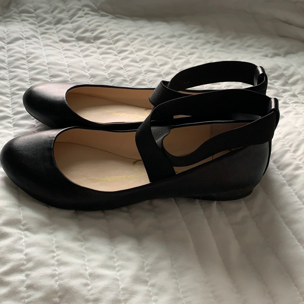Brand Jessica Simpson, Black flats, Size 8